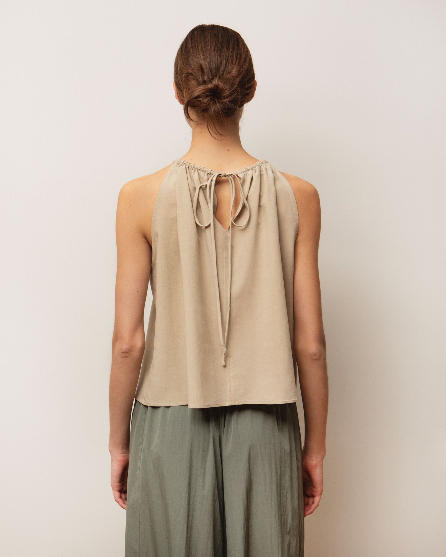 Milla top halterneck