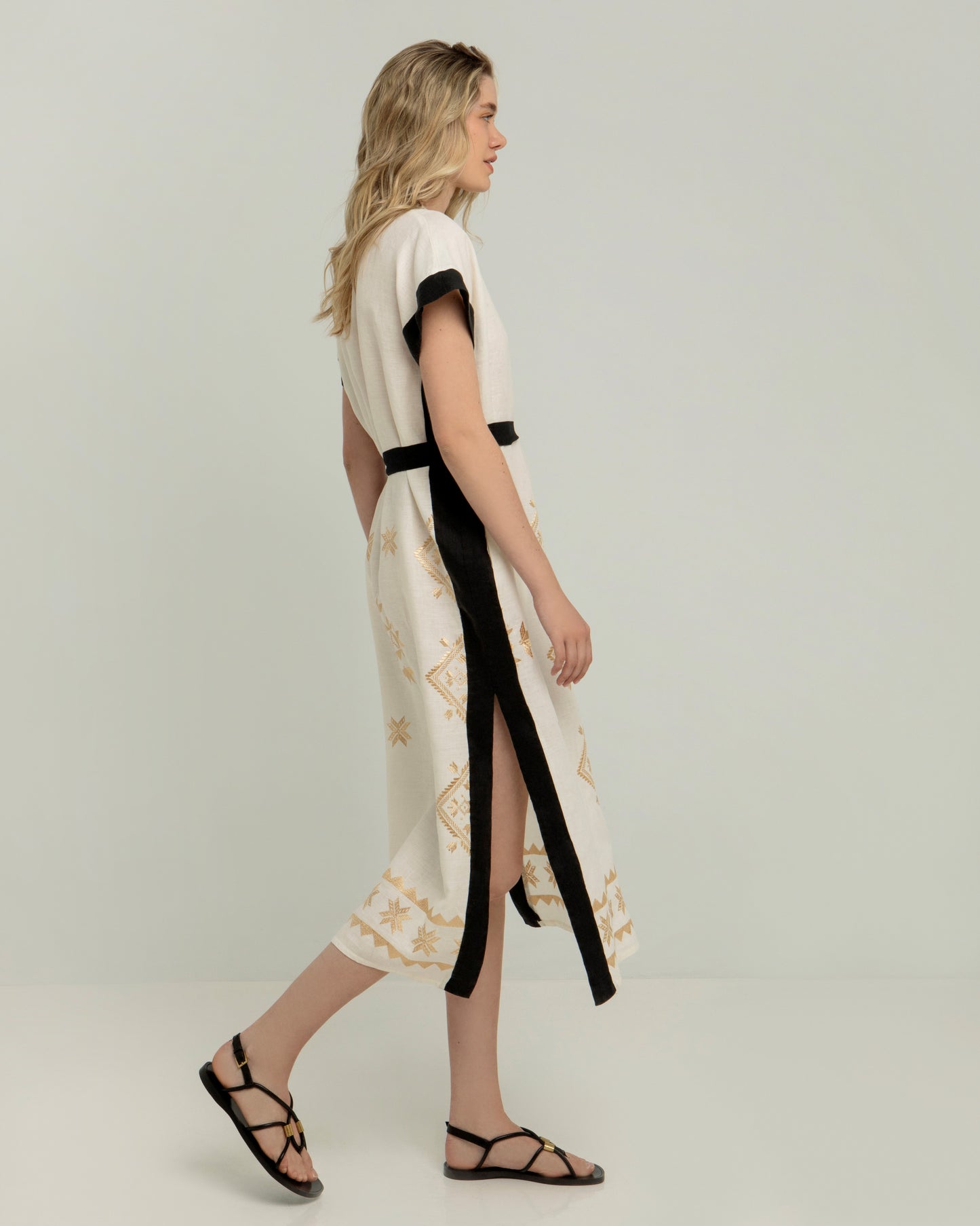 Greek archaic Kori kaftan Lefkada
