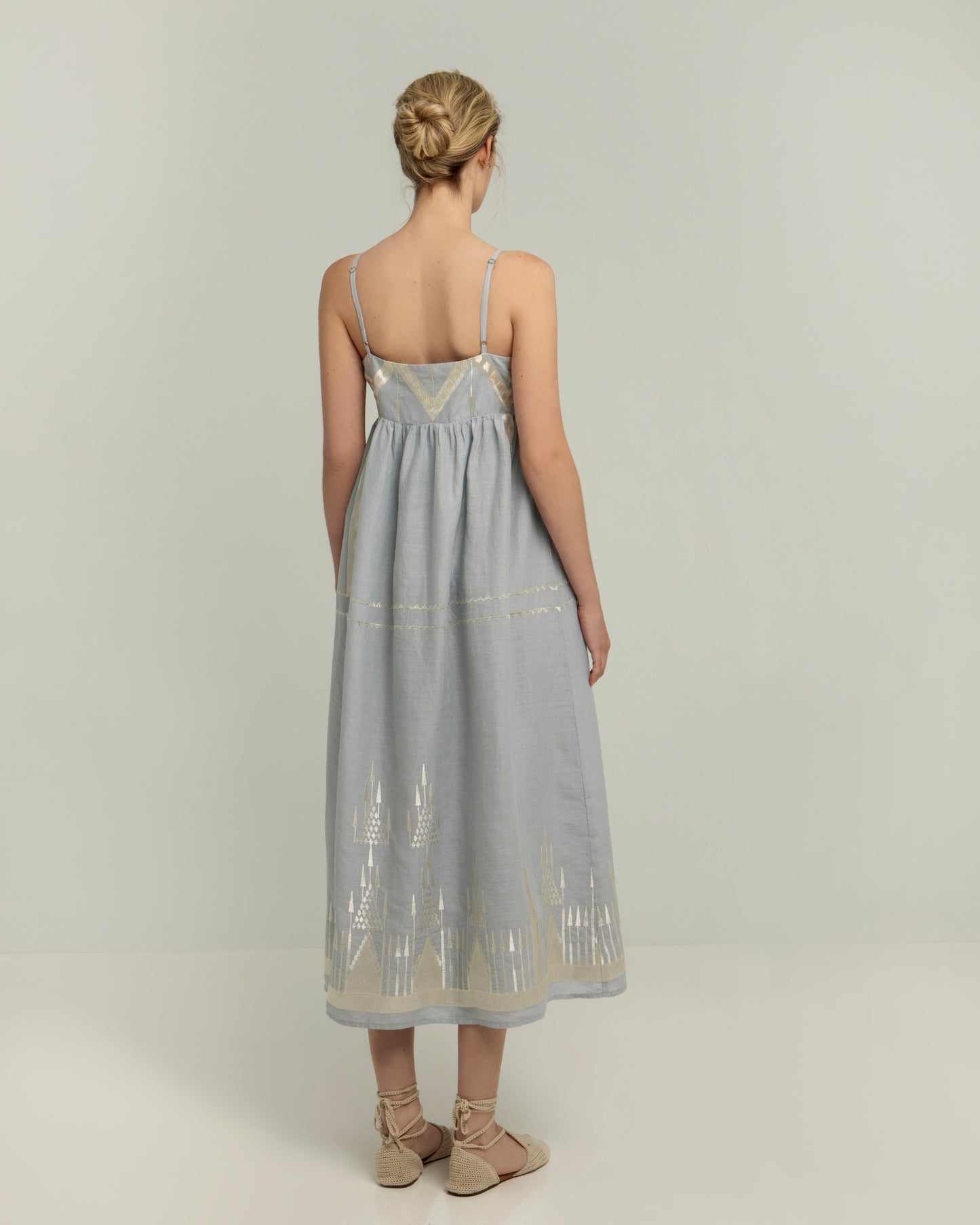 Greek archaic Kori dress Roots