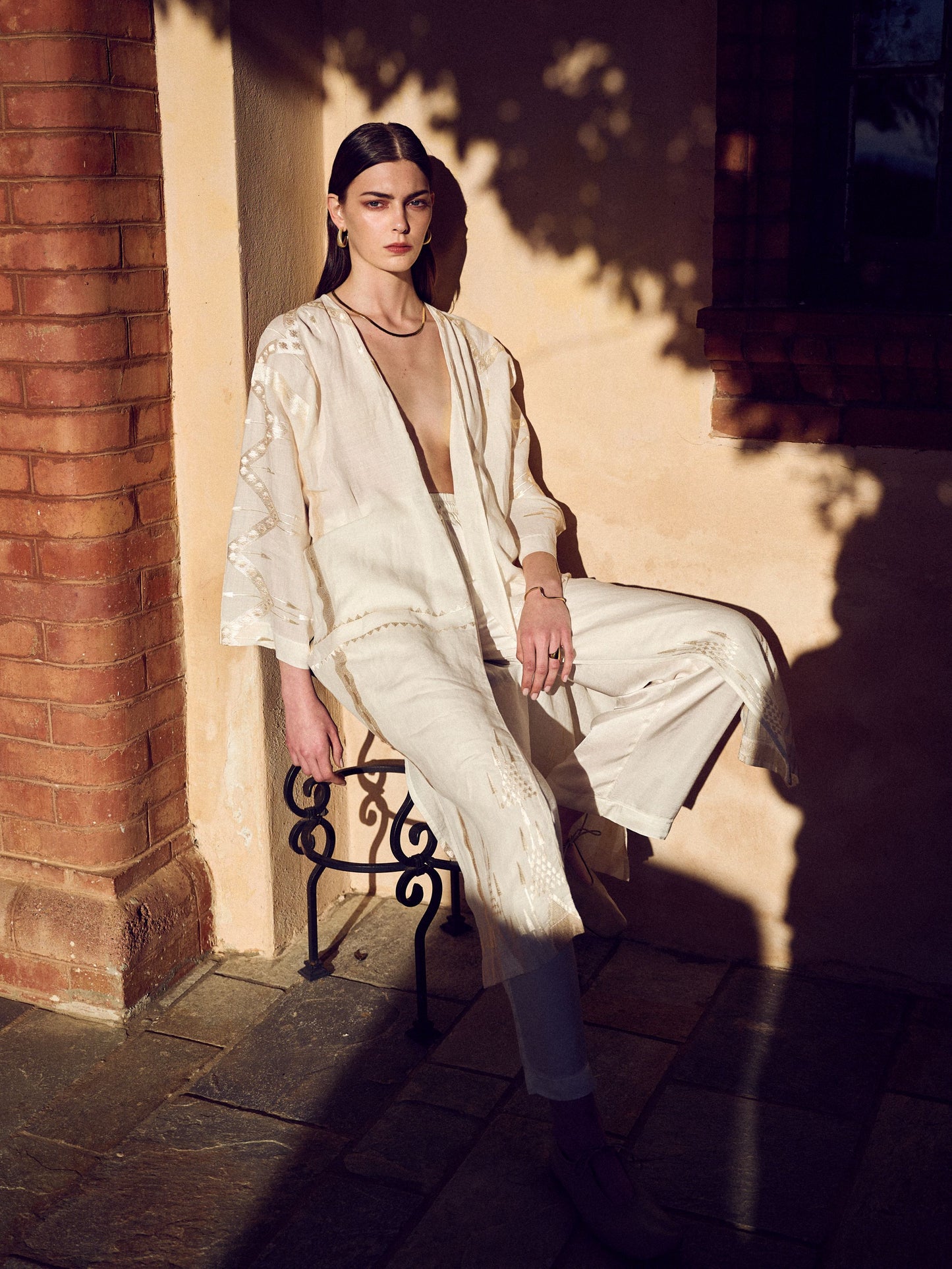 Greek archaic Kori kimono Roots